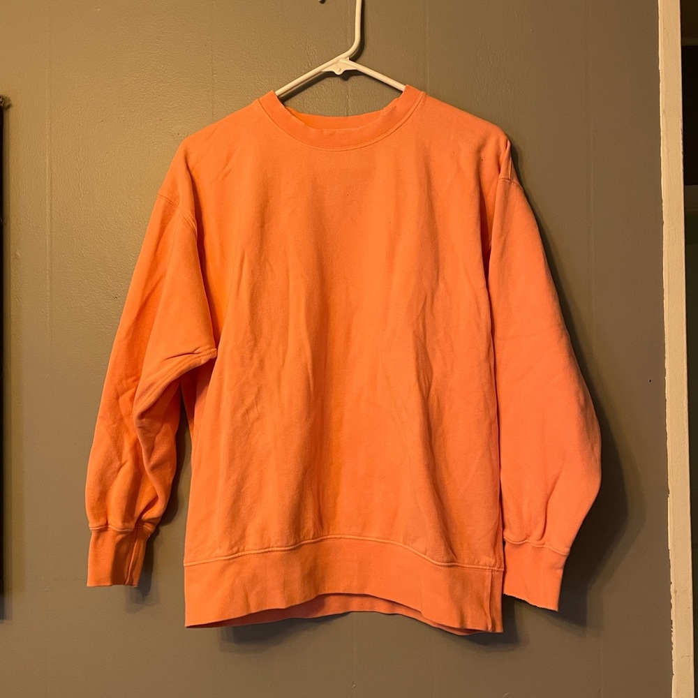 American Eagle Crew Neck